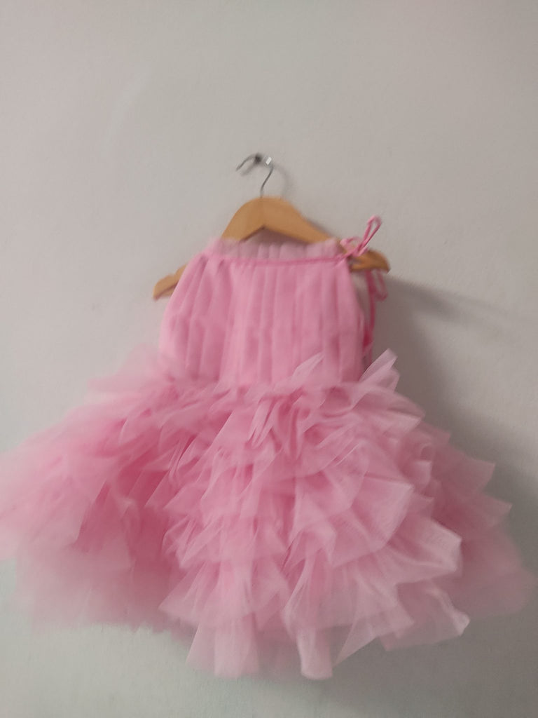 Baby pink Frills